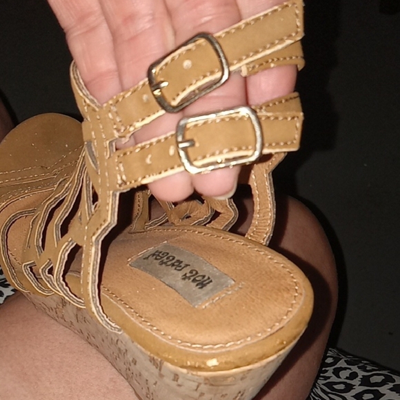 Tan Cut-Out Platform Wedge Sandals with Cork Heel Bohemian Beachy Casual Wedge - Picture 5 of 16